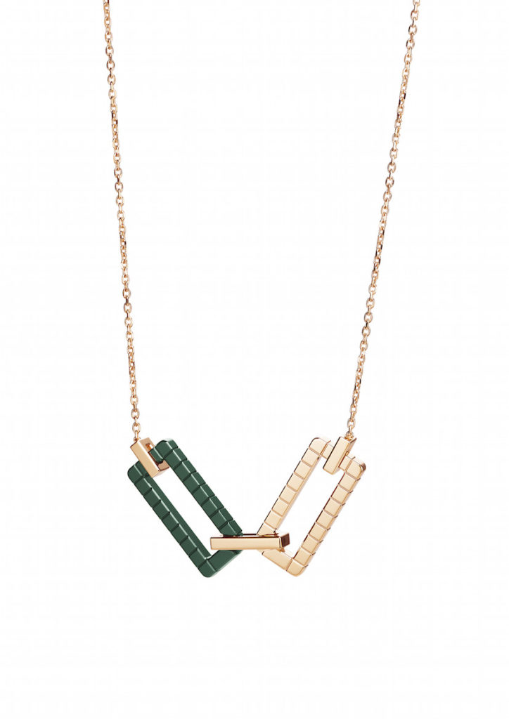 Certain pieces in the Rihanna Loves Chopard line are made using Fairmined gold. 